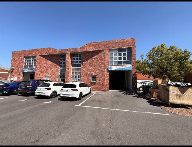 296M² WAREHOUSE TO LET IN BEACONVALE
